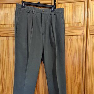 Dockers Men's Premium Khaki Pleated Cotton Pants - Olive Green